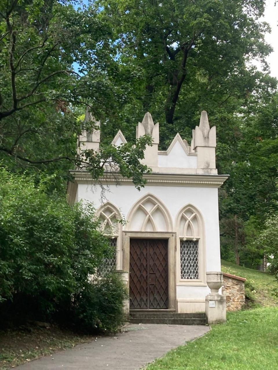 Residence Park Klamovka プラハ エクステリア 写真